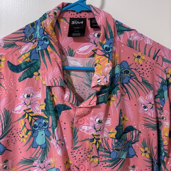 Disney Stitch men’s Coral Pink Tropical floral Print Men's button down Shirt L - Picture 4 of 9